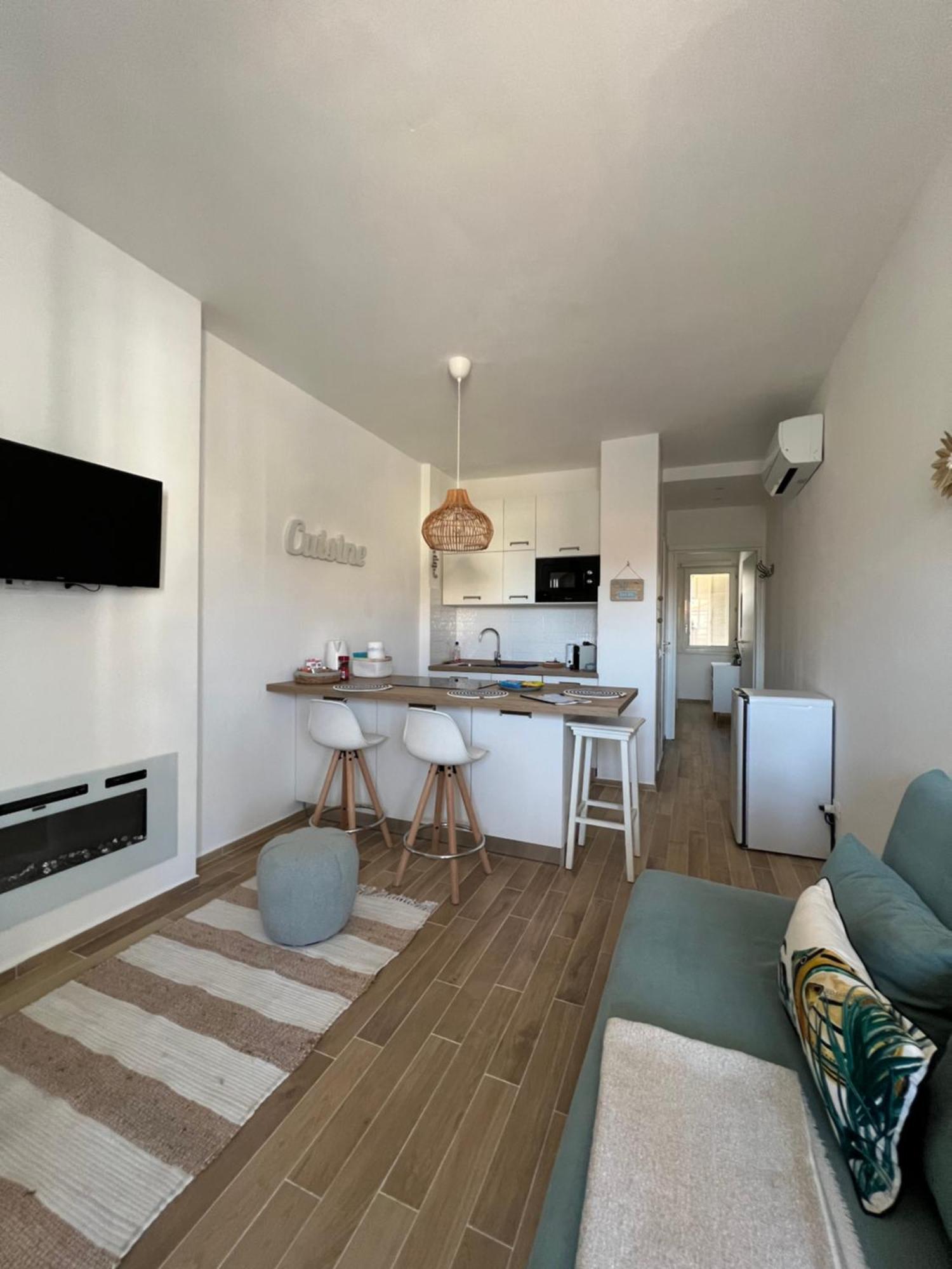 Il Faro Beach House Marina Di Pisa Luaran gambar